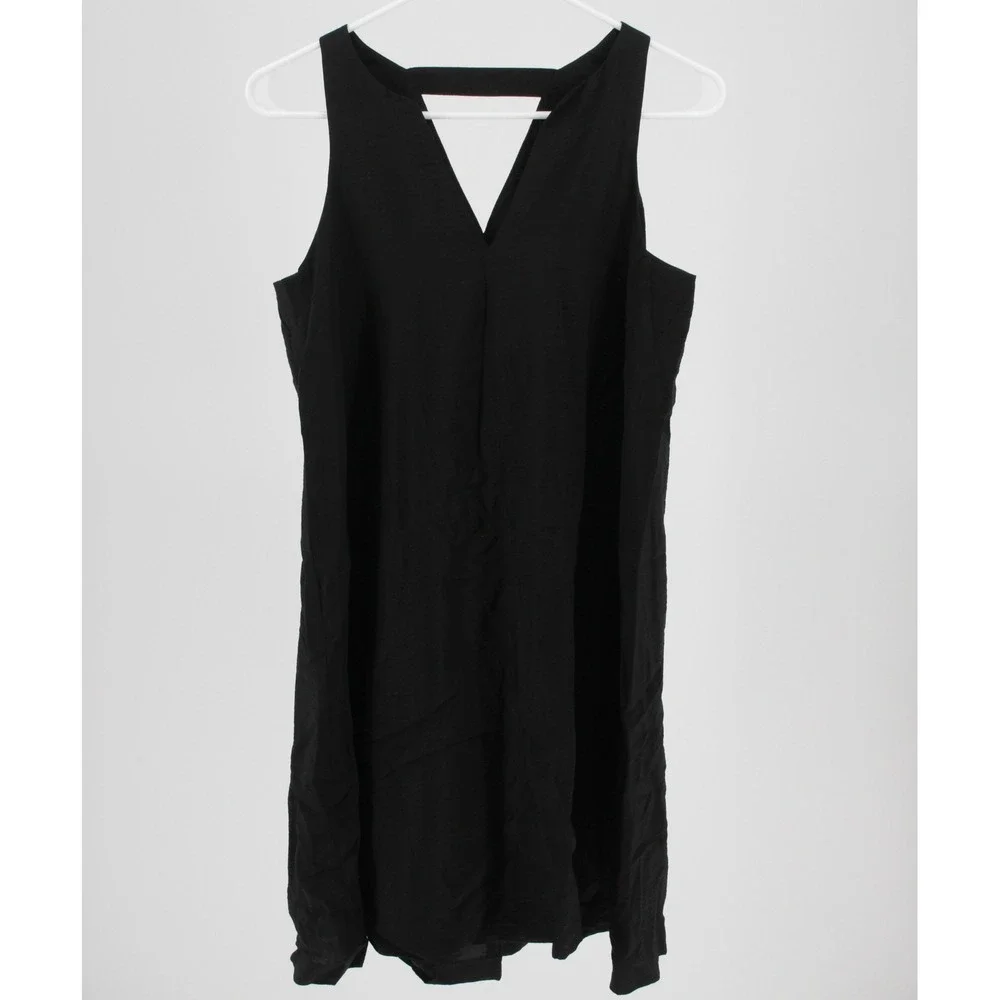 Banana Republic Women's Black V-Neck Sleeveless Shift Dress‎ Size XS Petite